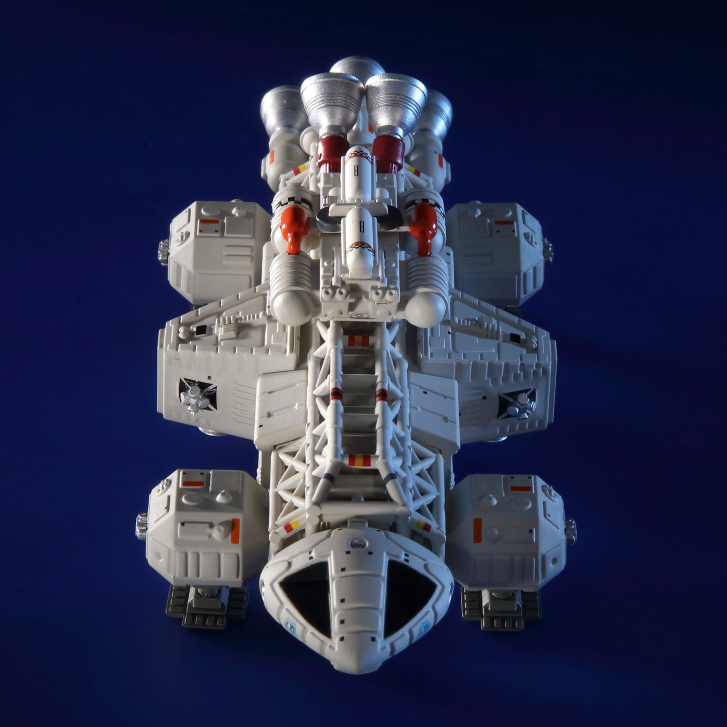 Space:1999 5 Inch Lab Eagle (Master Replicas)