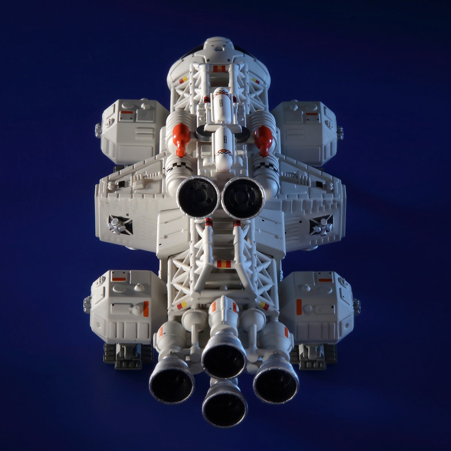Space:1999 5 Inch Lab Eagle (Master Replicas)