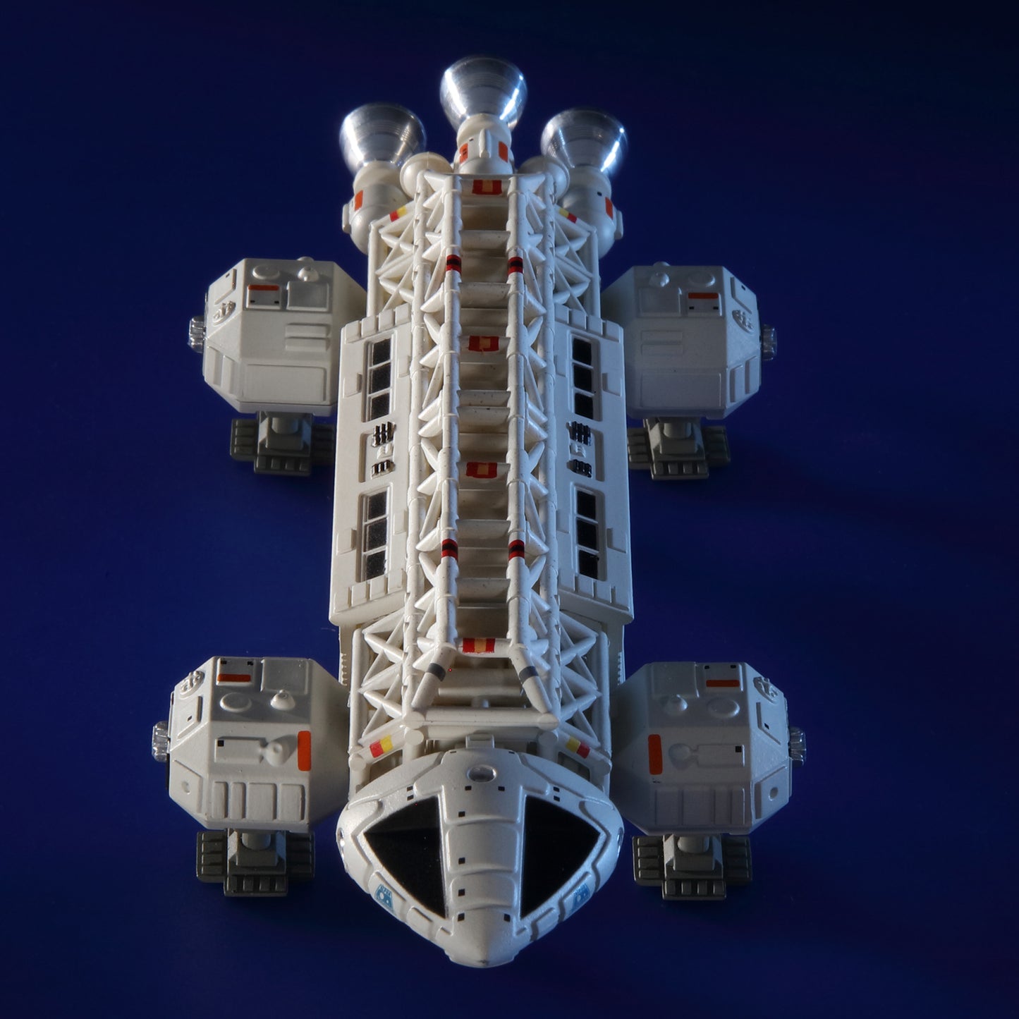 Space:1999 5 Inch Eagle Transporter (Master Replicas)