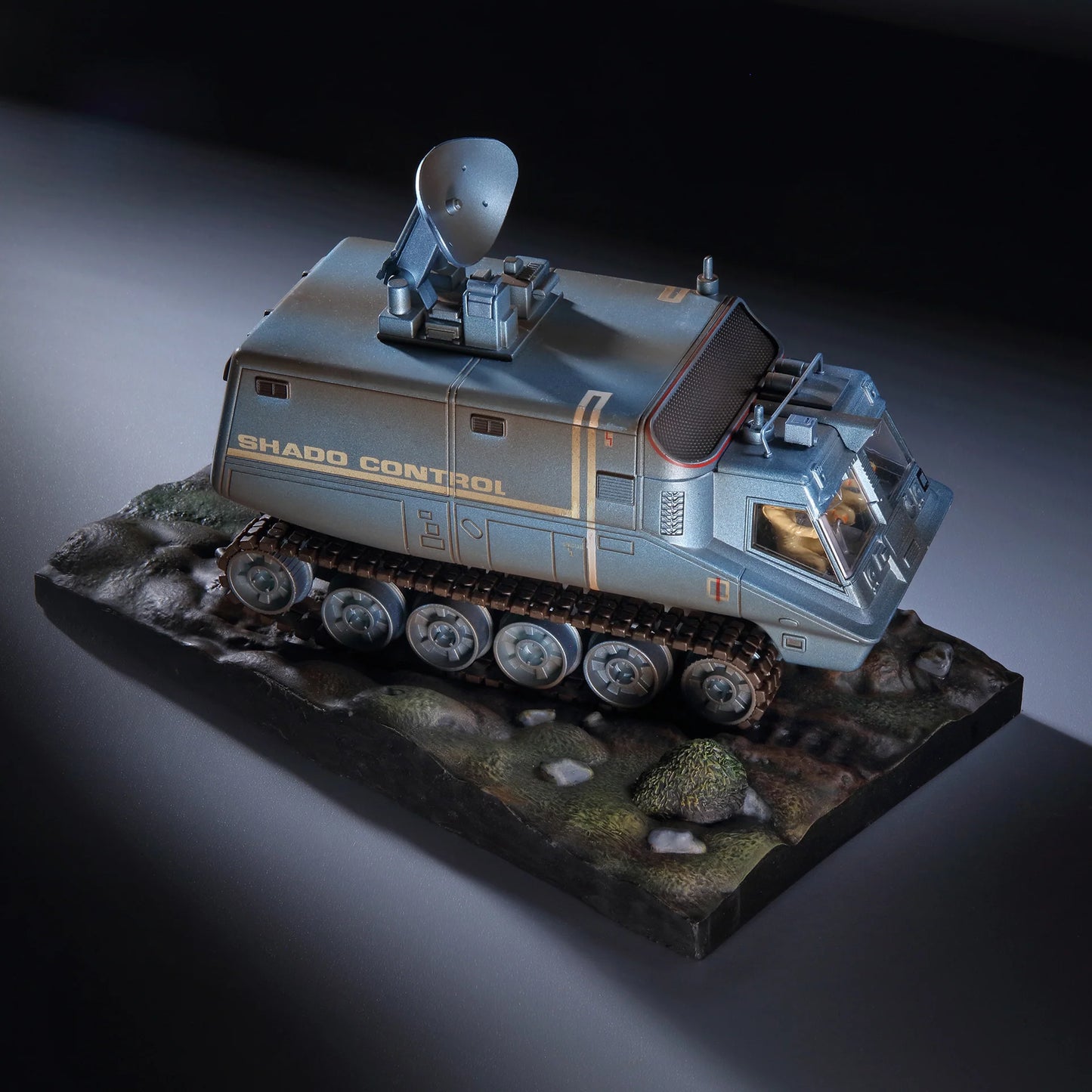 UFO S.H.A.D.O. Mobile with Radar (Master Replicas)