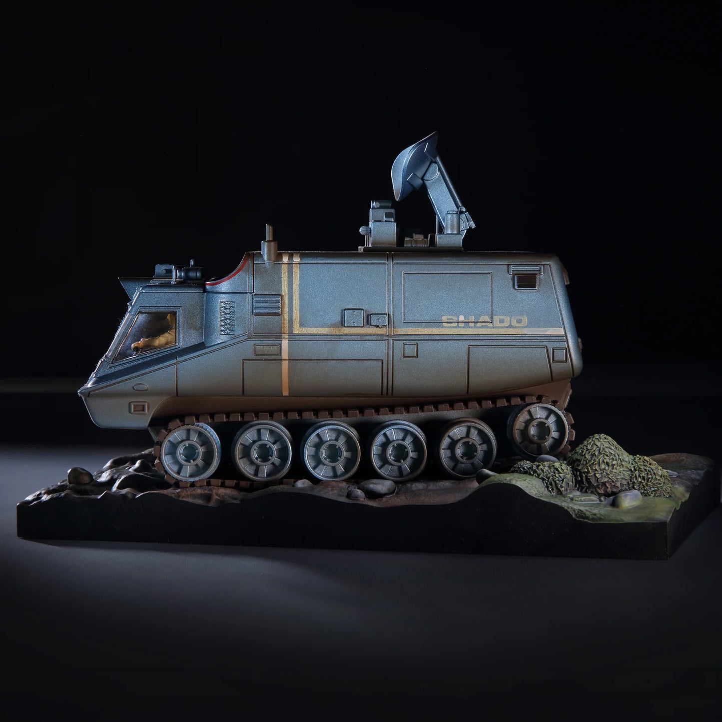 UFO S.H.A.D.O. Mobile with Radar (Master Replicas)