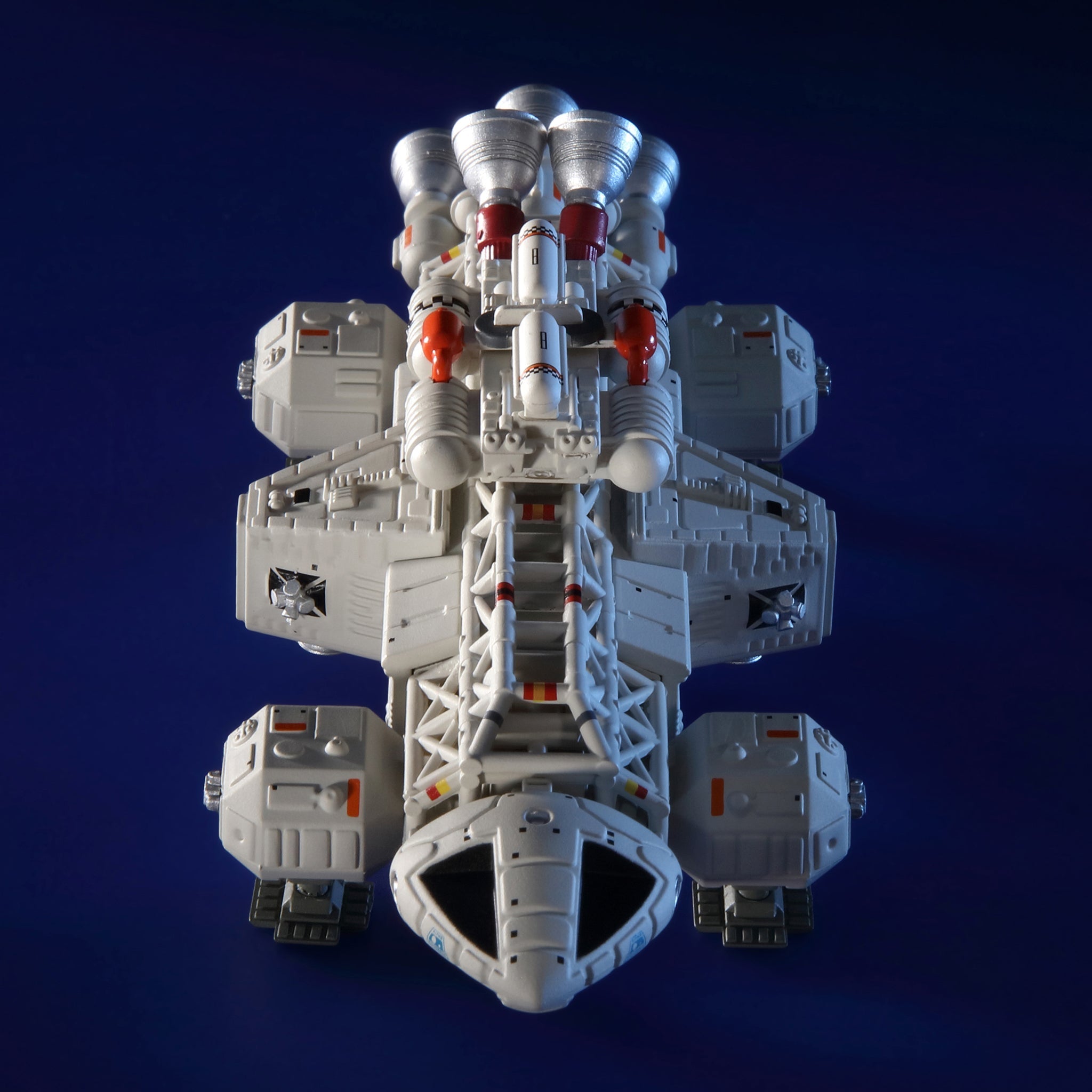 Space:1999 5 Inch Lab Eagle (Master Replicas)