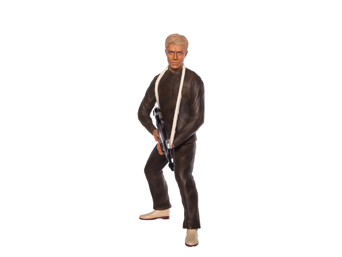UFO Commander Straker 1:10 Collectible Figure - The Gerry Anderson Store