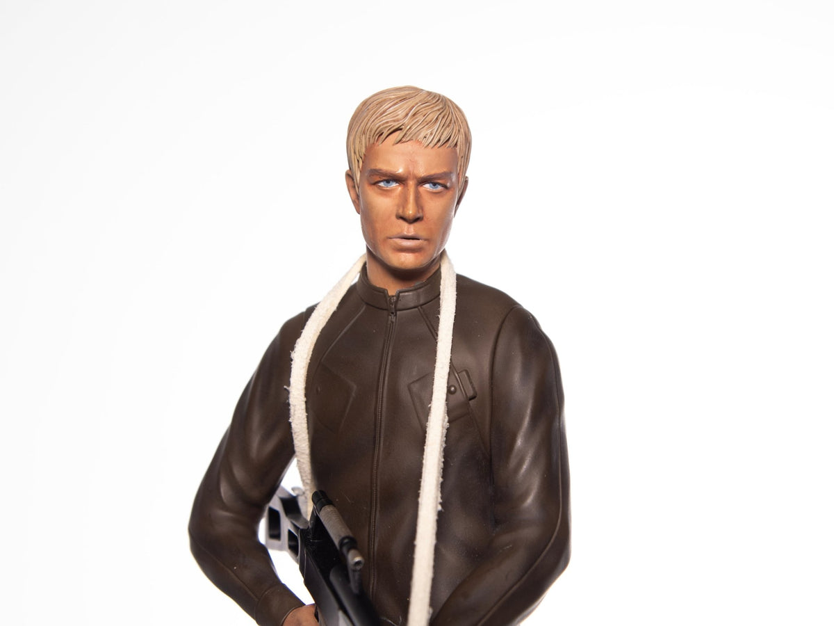UFO Commander Straker 1:10 Collectible Figure - The Gerry Anderson Store
