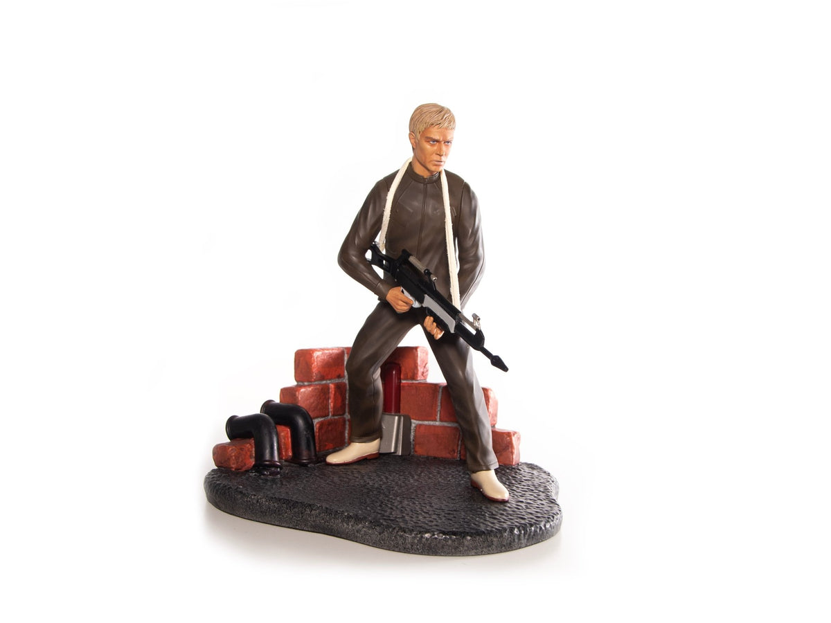 UFO Commander Straker 1:10 Collectible Figure - The Gerry Anderson Store